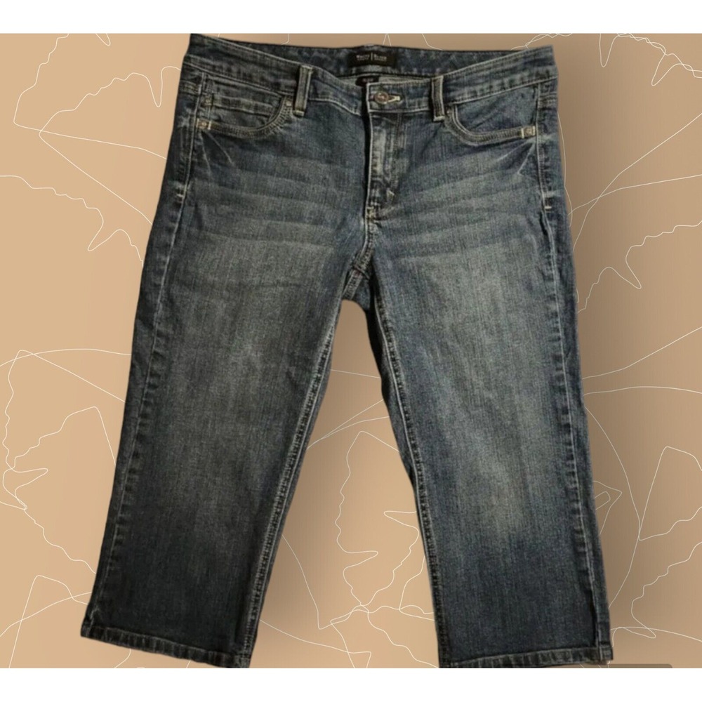 White House Black Market Pedal Pusher Capri Denim Jeans woman  Size 8  Low Rise